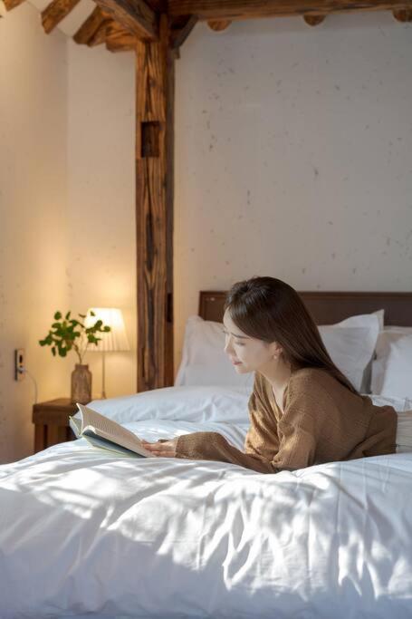 Hanokstay Haru Jeonju Bagian luar foto